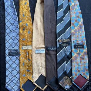 Lot of 6 Mens Silk Ties Ref# 11091